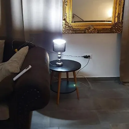 Art House 1800 Villa Tribalj
