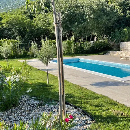 Villa Art House 1800 Tribalj